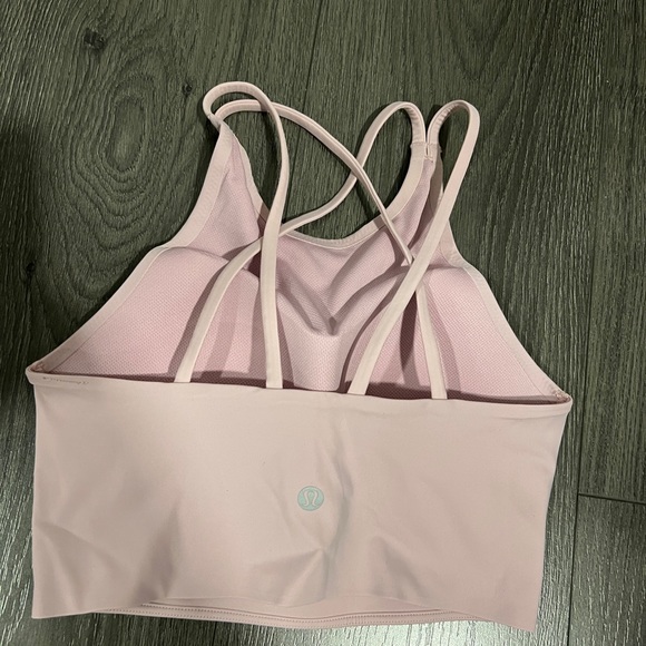 Lululemon sport bra in blush pink size 4 - Picture 2 of 2